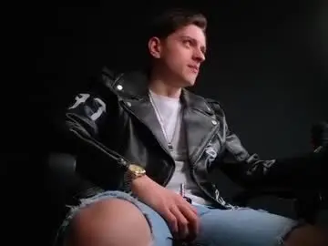 Chaturbate Live Sex Cam of felixstark
