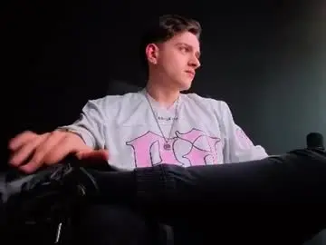 Chaturbate Live Sex Cam of felixstark