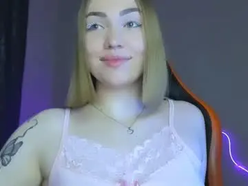 Chaturbate Adult Video Chat of larakrein_lk