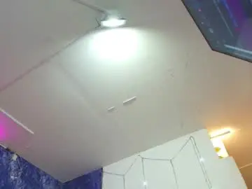 Chaturbate Live Sex Cam of nati_fresh