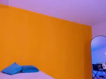Chaturbate Live Sex Cam of saracorraless