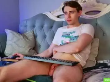 Chaturbate Nude Webcam of simonwarner