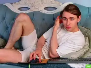 Chaturbate Free Porn Cam of simonwarner