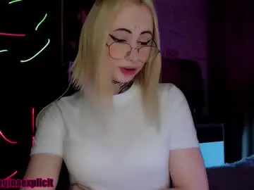 Chaturbate Best live sex cam show of snake_bites