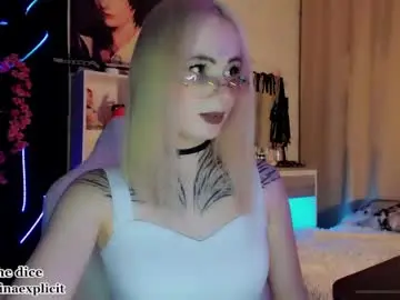 Chaturbate Free Live Porn of snake_bites
