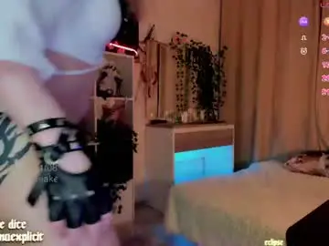 Chaturbate Best live sex cam show of snake_bites