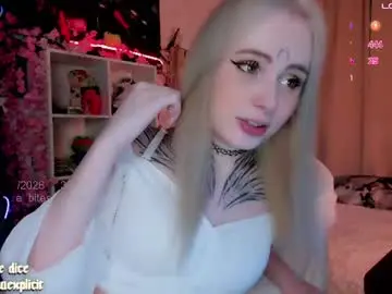 Chaturbate Best live sex cam show of snake_bites