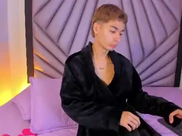 Chaturbate Watch Live Sex Cams of yefersonyoss