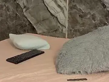 Chaturbate Sex Cam of mia_collins_7