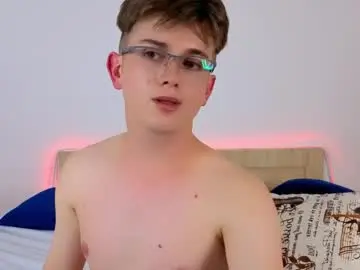 Chaturbate Best live sex cam show of miless_cooper