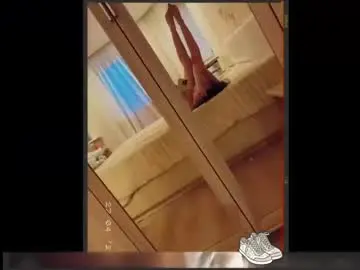 Chaturbate Nude Webcam of _your_selena_
