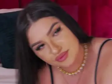 Chaturbate Live Sex Cam of adelynnreed