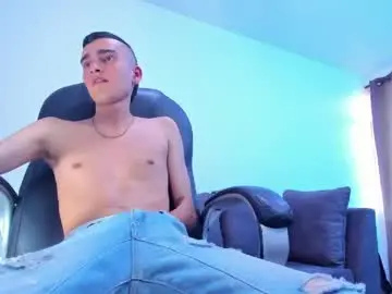 Chaturbate Free Porn Cam of ethann_boy