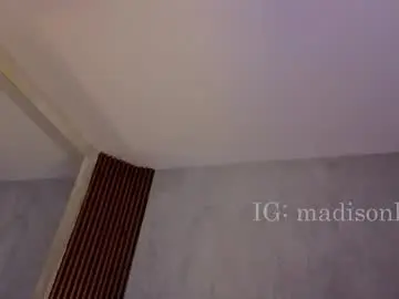 Chaturbate Live Sex of madison_little