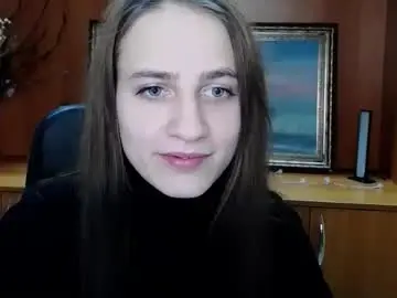 Chaturbate Watch Live Sex Cams of smilequeen_3