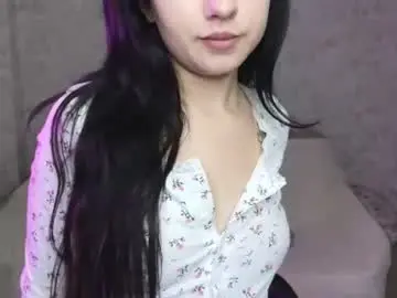 Chaturbate Live Sex Cam of kisses_eva