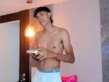 Chaturbate Watch Live Sex Cams of myke_tucker