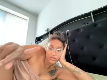 Chaturbate Nude Webcam of yanellyy