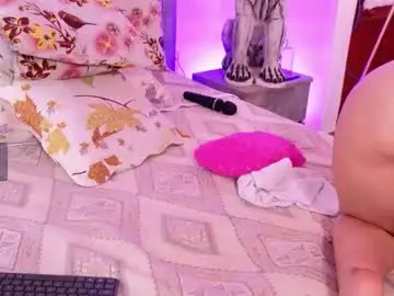 Chaturbate Live Sex Cam of lara_giraldo