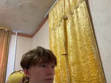 Chaturbate Live Sex Cam of malcolm_yang