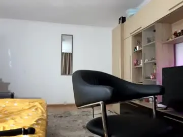 Chaturbate Best live sex cam show of squirt_bunny77