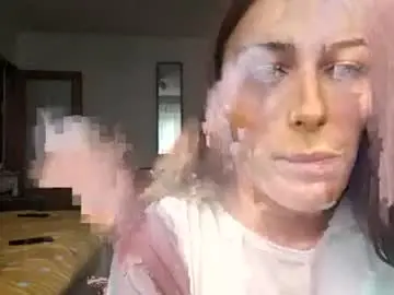 Chaturbate Free Porn Cam of squirt_bunny77