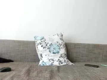 Chaturbate Live Porn of squirt_bunny77
