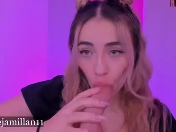 Chaturbate Sex Chat of alejamillan1