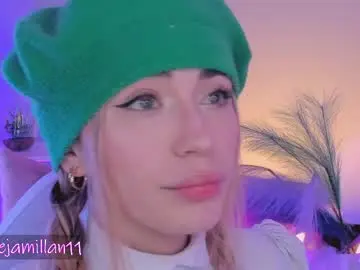 Chaturbate Free Porn Cam of alejamillan1