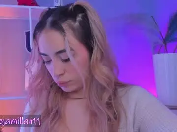 Chaturbate Best live sex cam show of alejamillan1