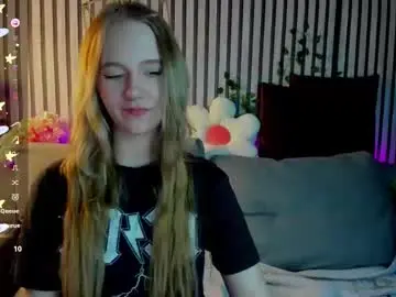 Chaturbate Live Sex Cam of casey_sweeet