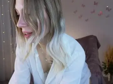 Chaturbate Live Sex Cam of lunariabliss