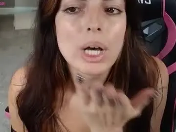 Chaturbate Sex Chat of princesselysia99