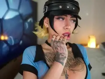 Chaturbate Live Sex Cam of scarlett_collins01