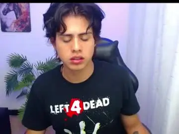Chaturbate Sex Cam of dylancum18