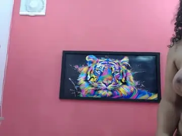 Chaturbate Live Sex Cam of kloe_matias
