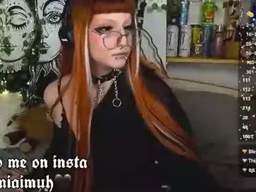Chaturbate Live Sex Cam of silly_soul