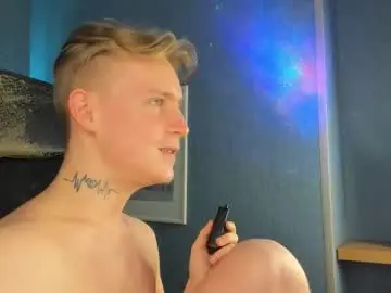 Chaturbate Live Sex Cam of alex__sweet