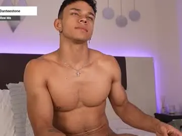 Chaturbate Live Sex Cam of danteestone
