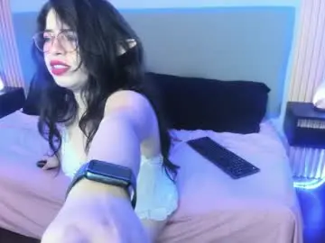 Chaturbate Live Sex Cam of emily_tulip