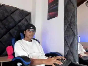 Chaturbate Live Sex of liamkron