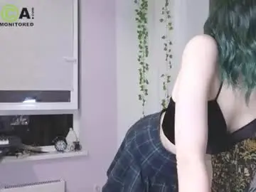 Chaturbate Live Sex Cam of queenofwandss