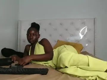 Chaturbate Live Sex of africanpetitequeen