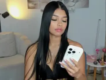 Chaturbate Live Sex Cam of hailey_florez