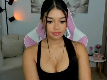 Chaturbate Live Sex Cam of hailey_florez