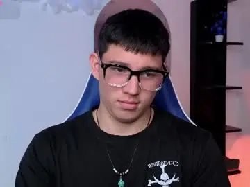 Chaturbate Live Porn of james_cr