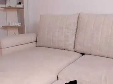 Chaturbate Watch Live Sex Cams of kittyskirtt