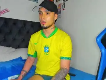 Chaturbate Sex Cam of salvatore_dereck