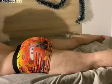 Chaturbate Live Sex Cam of curlyboyy_