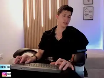 Chaturbate Live Sex Cam of dorian_mystery